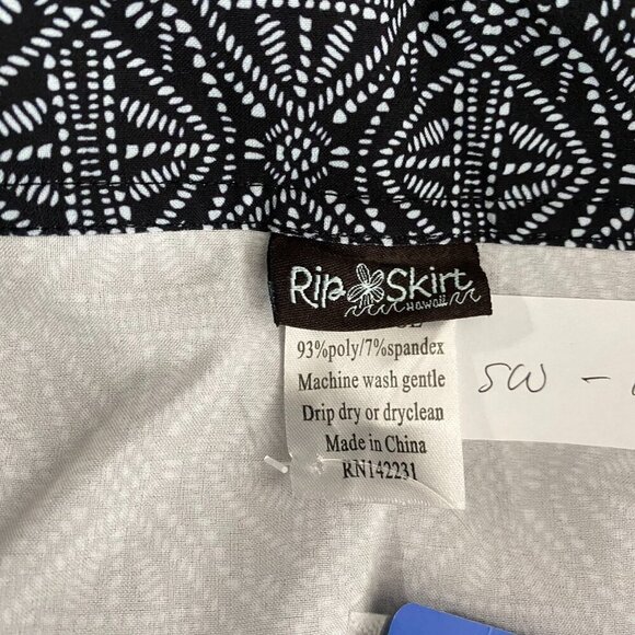 Ripskirt Hawaii Wrap Skirt XL Black Pearl‎ Batik Polyester Blend NWT SW-1913 - Picture 7 of 11